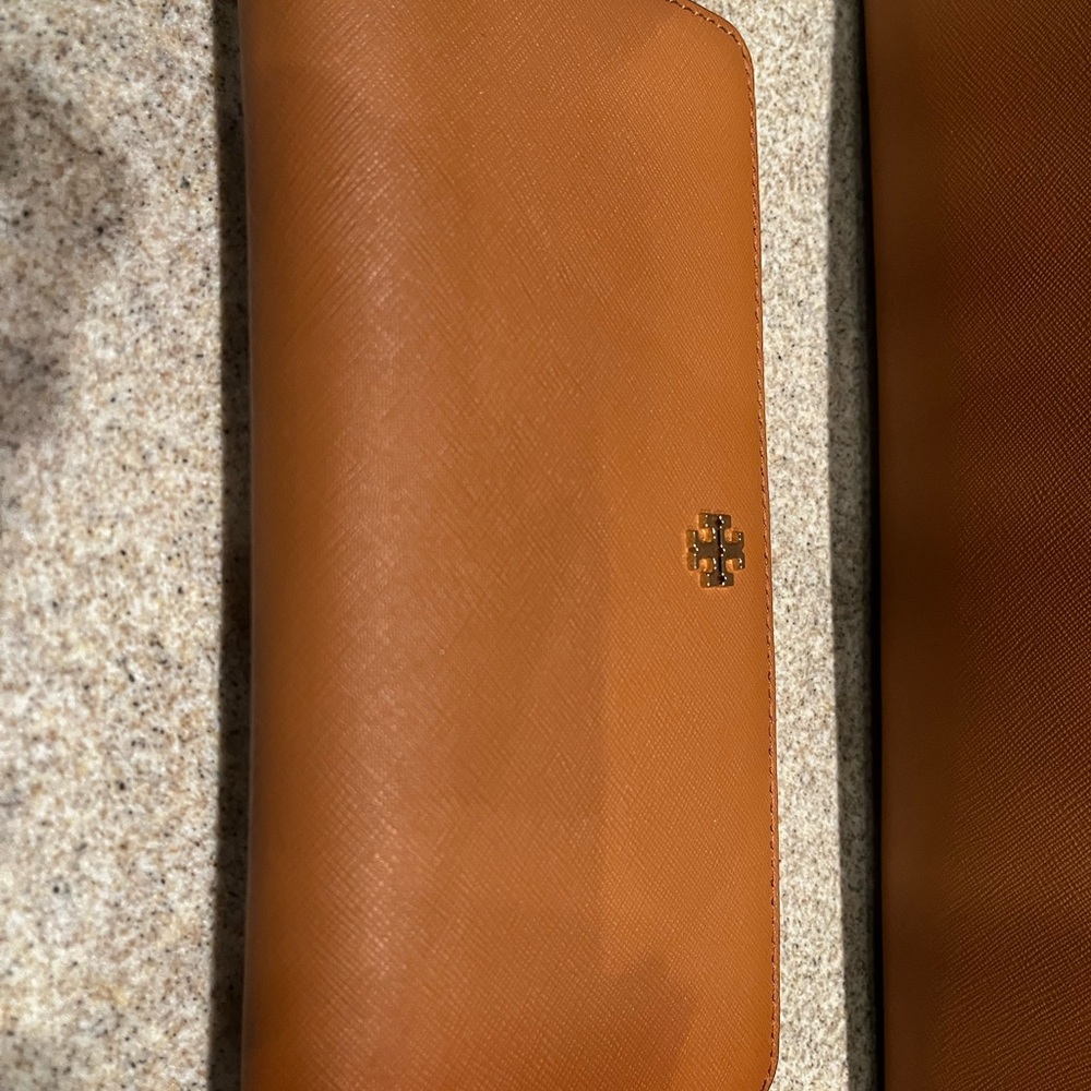 Tory Burch Camel Leather Wristlet